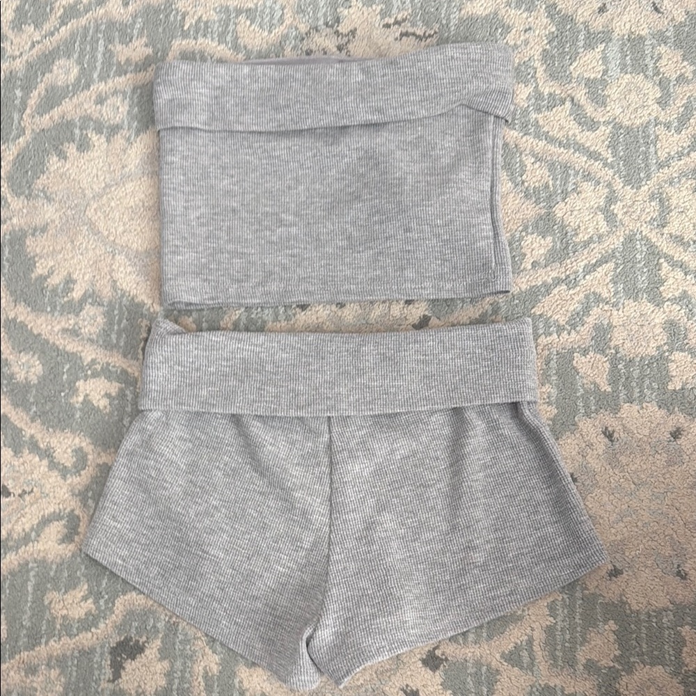 Edikted Gray Strapless Top - Picture 5 of 5